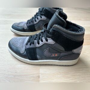 Jordan 1 Mid SE Craft BLK/Grey/Graphite/Nior/Gris Ciment DM9652-001 Sz 8